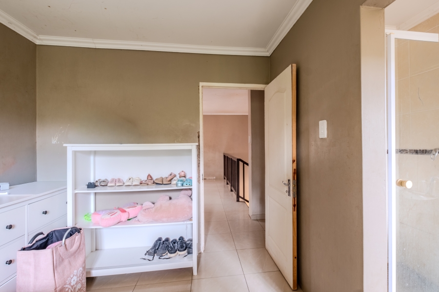 4 Bedroom Property for Sale in Somerset Park KwaZulu-Natal