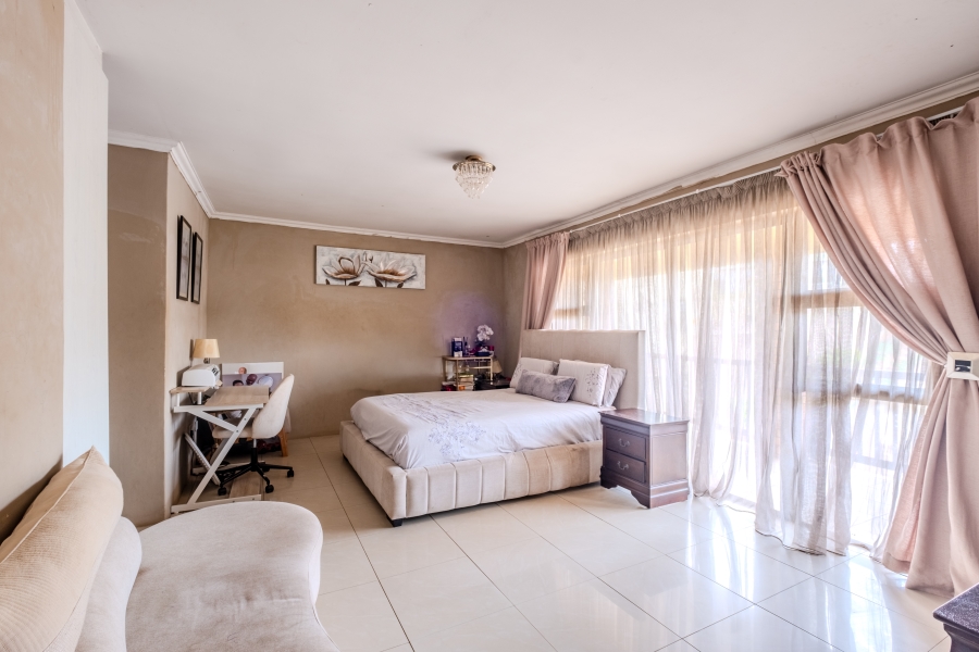 4 Bedroom Property for Sale in Somerset Park KwaZulu-Natal