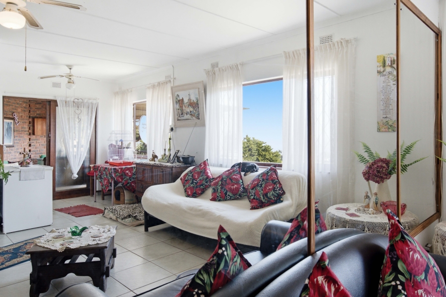 5 Bedroom Property for Sale in Amanzimtoti KwaZulu-Natal