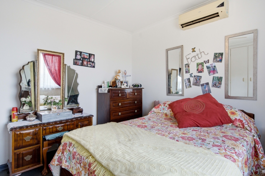 5 Bedroom Property for Sale in Amanzimtoti KwaZulu-Natal