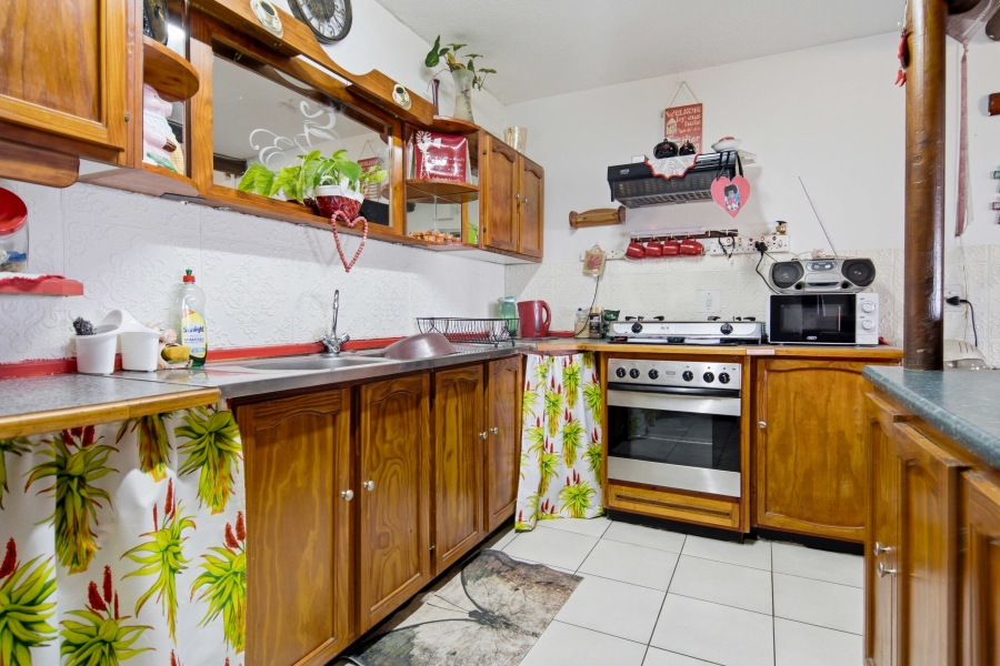 5 Bedroom Property for Sale in Amanzimtoti KwaZulu-Natal