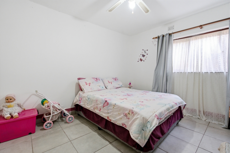 5 Bedroom Property for Sale in Amanzimtoti KwaZulu-Natal
