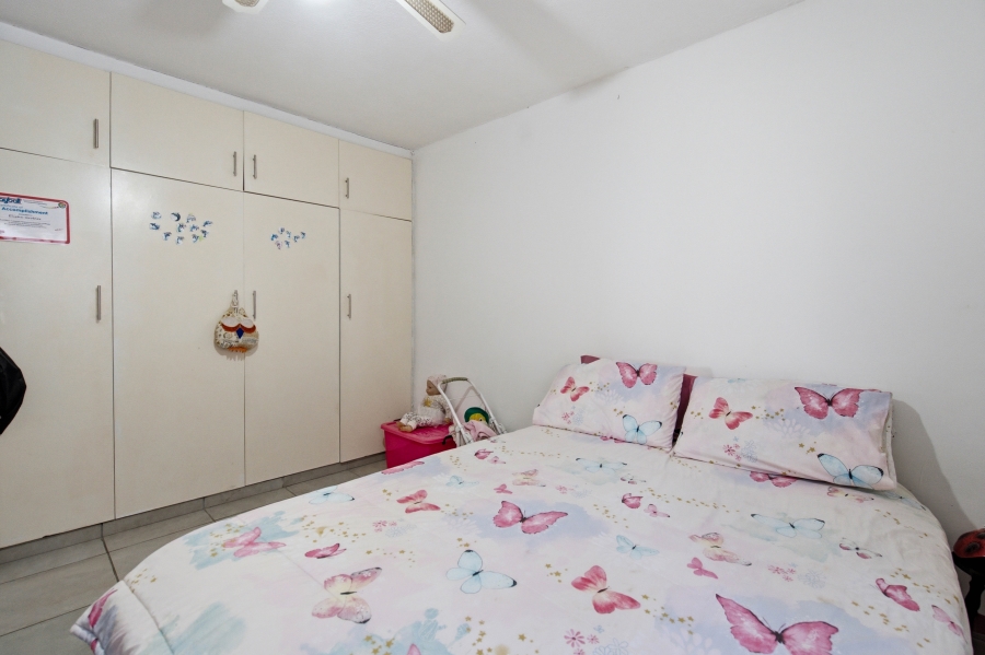 5 Bedroom Property for Sale in Amanzimtoti KwaZulu-Natal