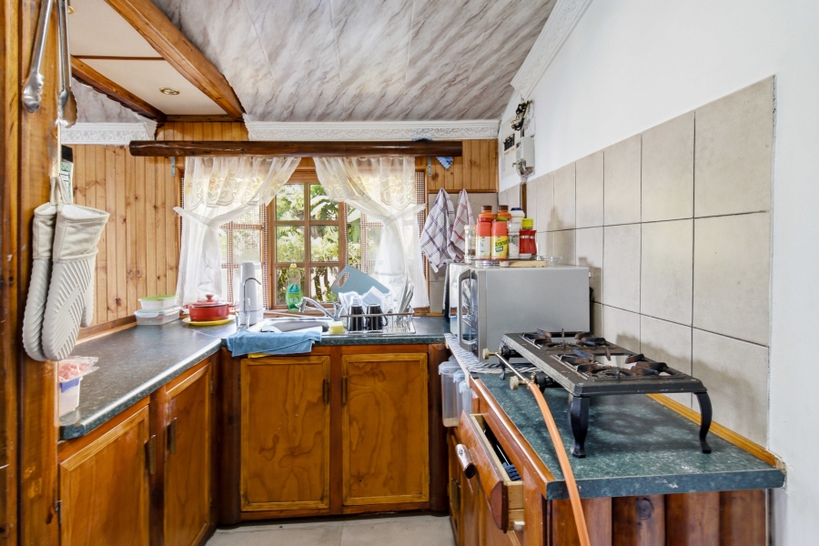 5 Bedroom Property for Sale in Amanzimtoti KwaZulu-Natal
