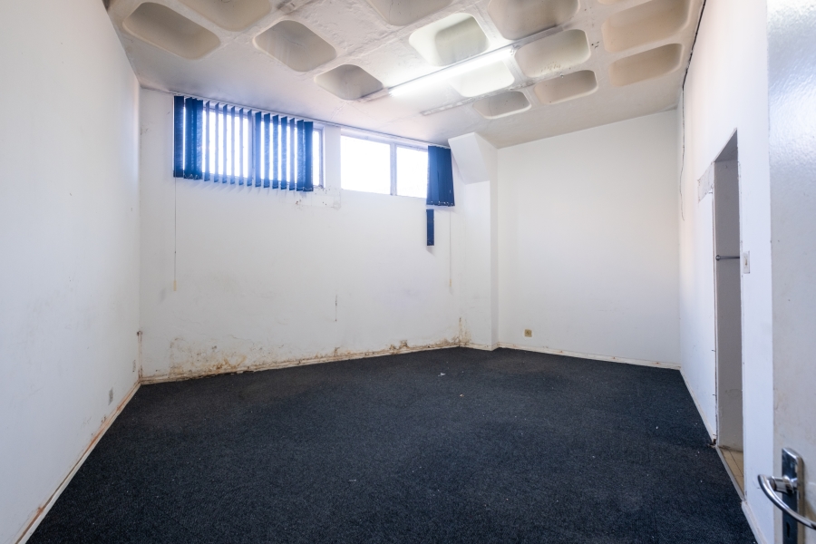 Commercial Property for Sale in Westridge KwaZulu-Natal