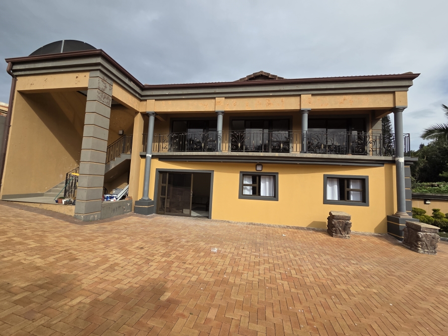 To Let Commercial Property for Rent in Bluff KwaZulu-Natal