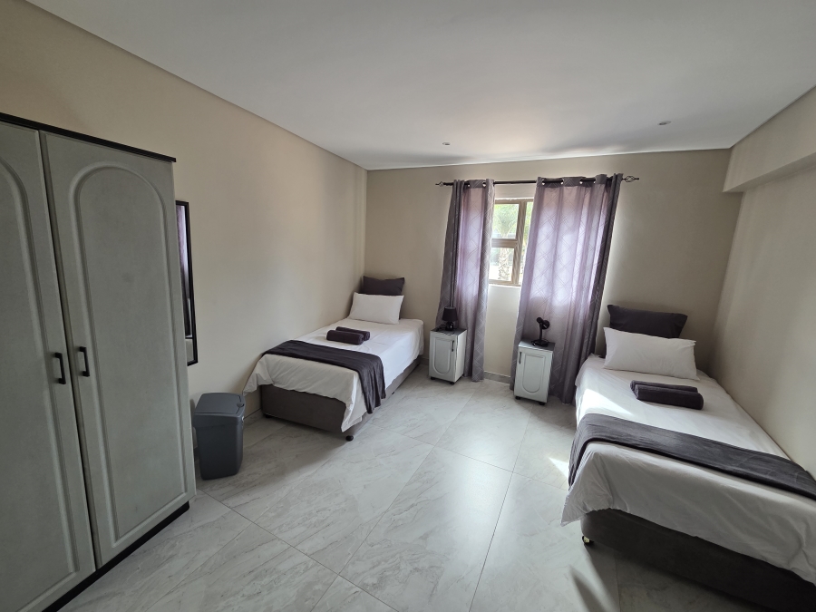 To Let Commercial Property for Rent in Bluff KwaZulu-Natal