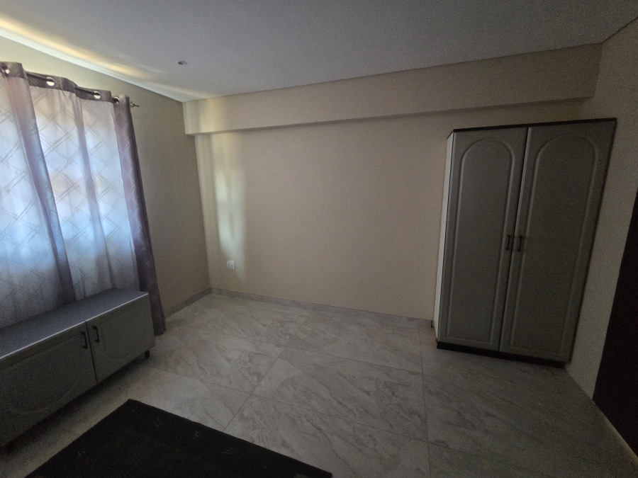 To Let Commercial Property for Rent in Bluff KwaZulu-Natal