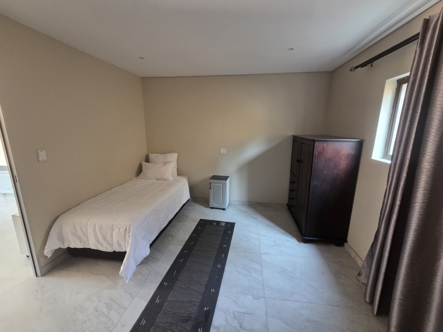 To Let Commercial Property for Rent in Bluff KwaZulu-Natal