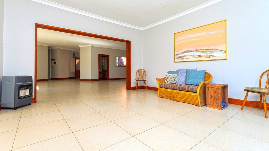 7 Bedroom Property for Sale in Chelmsfordville KwaZulu-Natal