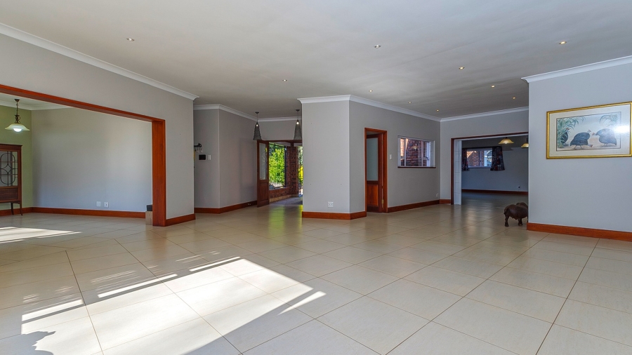 7 Bedroom Property for Sale in Chelmsfordville KwaZulu-Natal