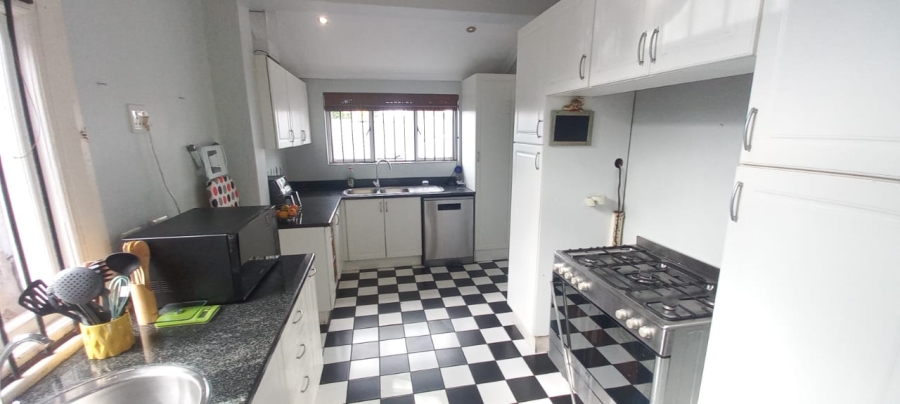 3 Bedroom Property for Sale in Glenwood KwaZulu-Natal