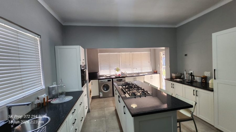 4 Bedroom Property for Sale in Scottsville KwaZulu-Natal