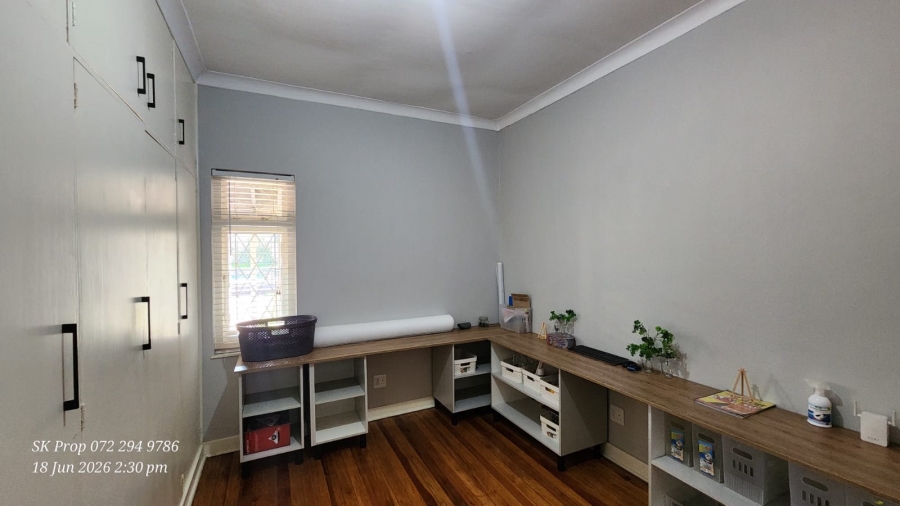 4 Bedroom Property for Sale in Scottsville KwaZulu-Natal