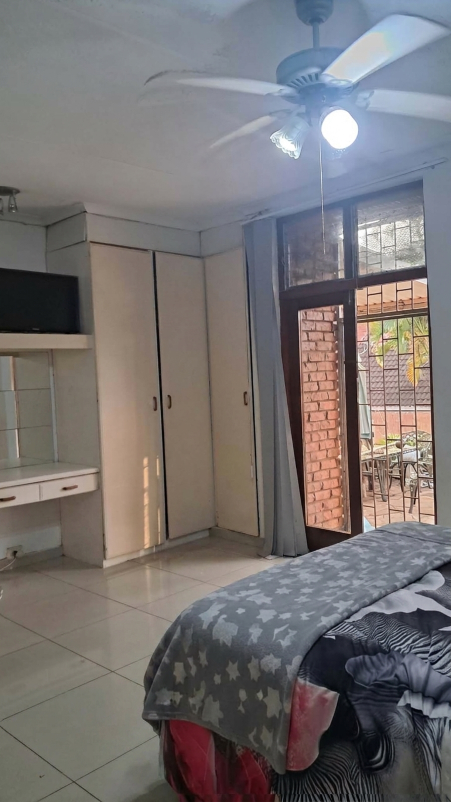 To Let 6 Bedroom Property for Rent in Kildare KwaZulu-Natal