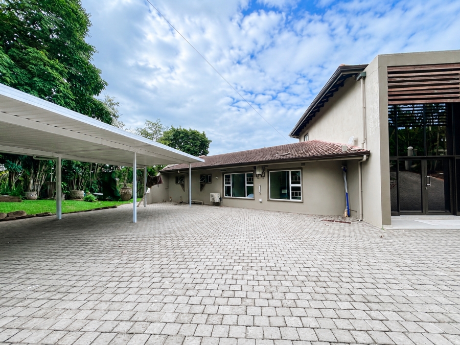 8 Bedroom Property for Sale in Forest Hills KwaZulu-Natal