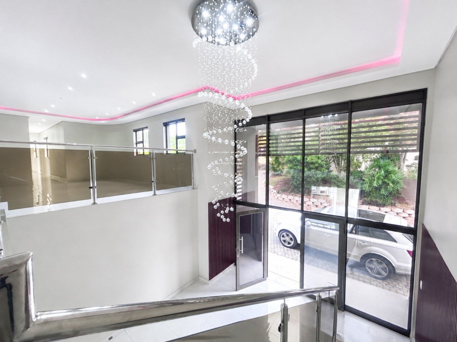 8 Bedroom Property for Sale in Forest Hills KwaZulu-Natal