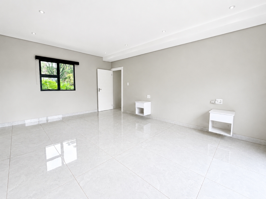 8 Bedroom Property for Sale in Forest Hills KwaZulu-Natal