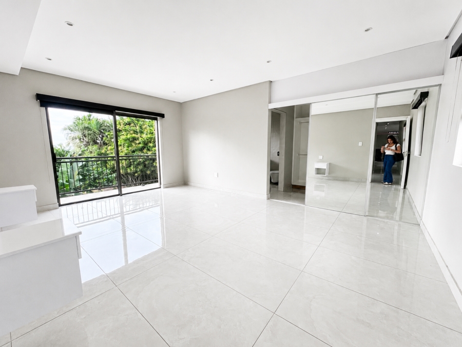 8 Bedroom Property for Sale in Forest Hills KwaZulu-Natal