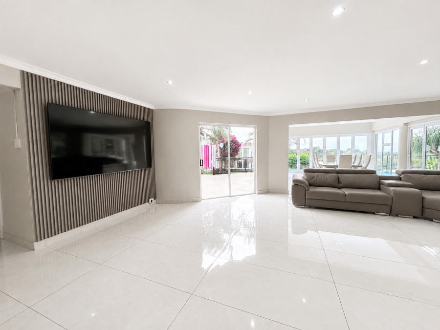 8 Bedroom Property for Sale in Forest Hills KwaZulu-Natal