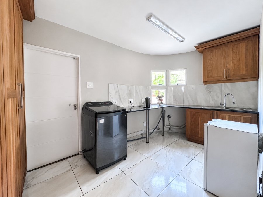 8 Bedroom Property for Sale in Forest Hills KwaZulu-Natal