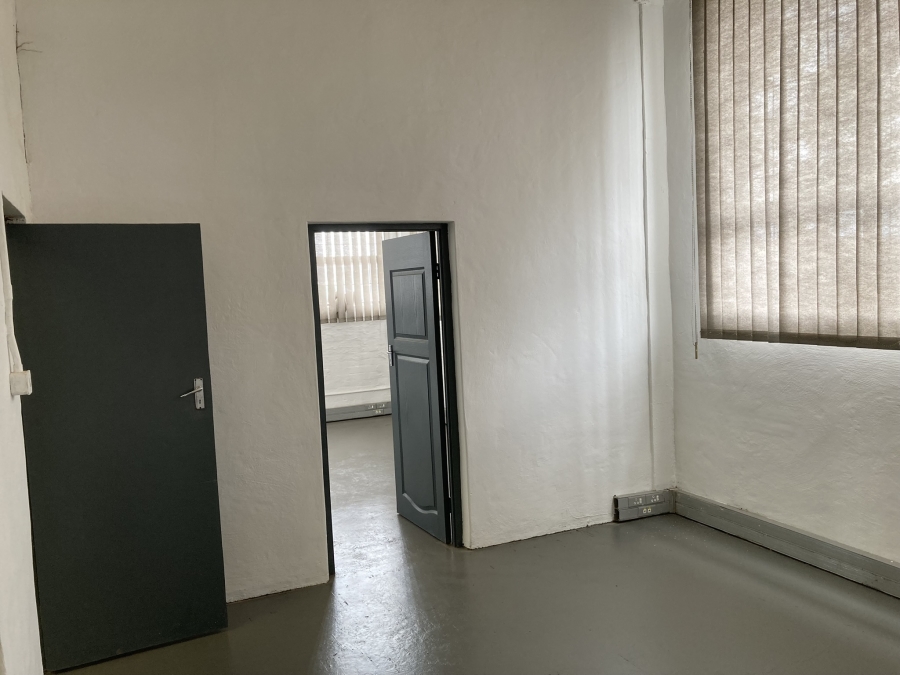 To Let Commercial Property for Rent in Westmead KwaZulu-Natal