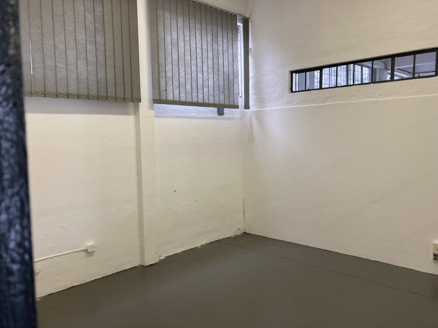 To Let Commercial Property for Rent in Westmead KwaZulu-Natal