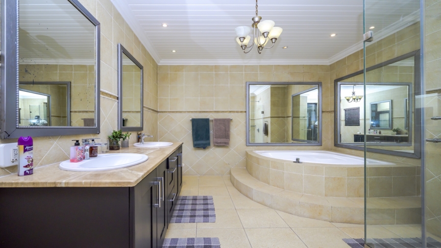 4 Bedroom Property for Sale in Prince
