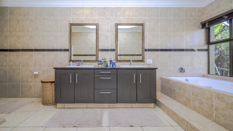 4 Bedroom Property for Sale in Prince