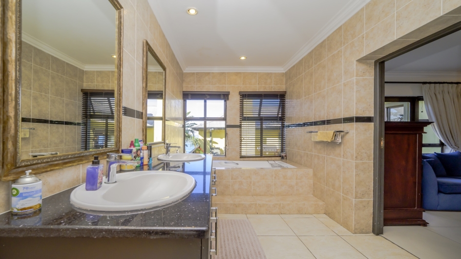 4 Bedroom Property for Sale in Prince
