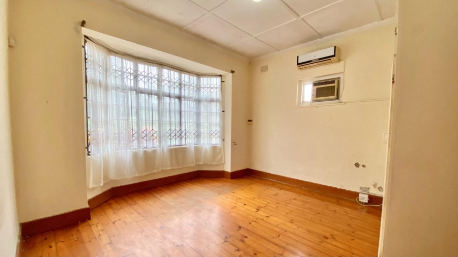 To Let 3 Bedroom Property for Rent in Umbilo KwaZulu-Natal