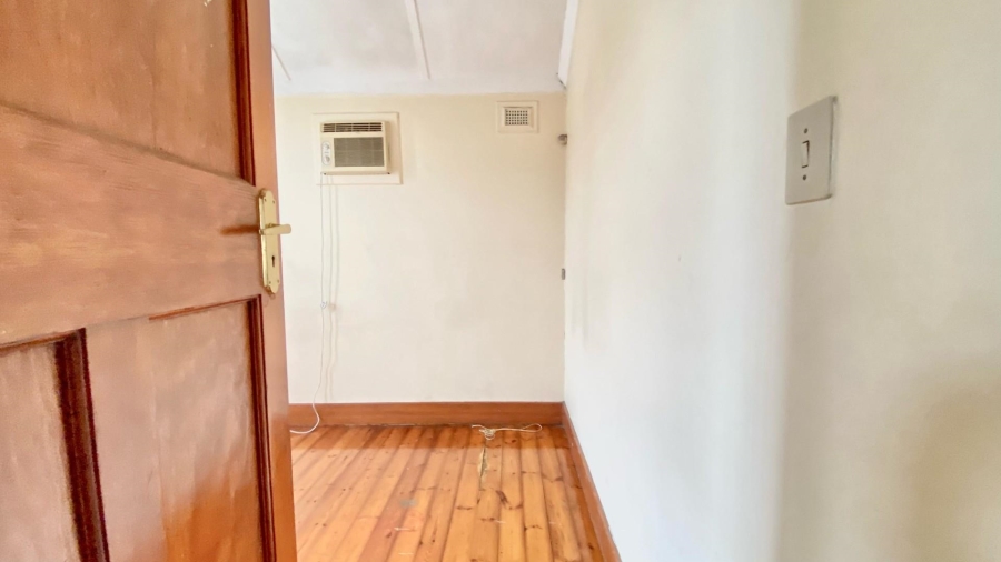 To Let 3 Bedroom Property for Rent in Umbilo KwaZulu-Natal