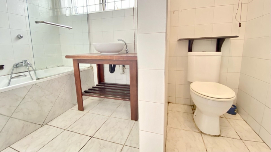 To Let 3 Bedroom Property for Rent in Umbilo KwaZulu-Natal