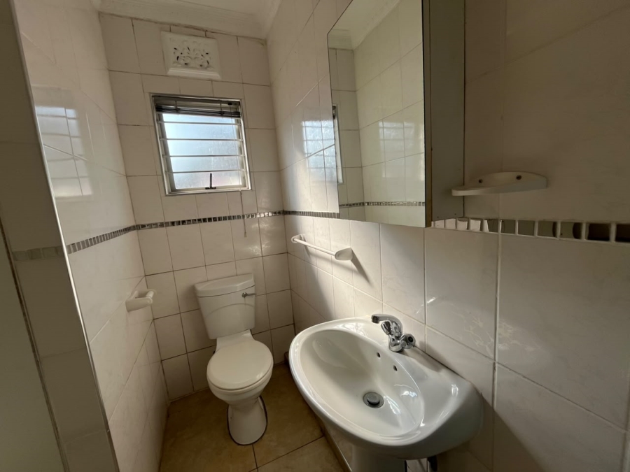 To Let 3 Bedroom Property for Rent in Hillary KwaZulu-Natal