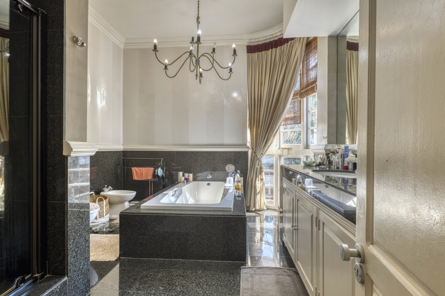 5 Bedroom Property for Sale in Morningside KwaZulu-Natal