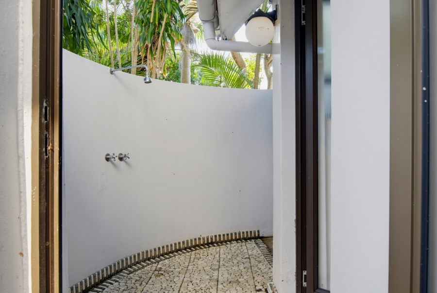 7 Bedroom Property for Sale in Zinkwazi Beach KwaZulu-Natal
