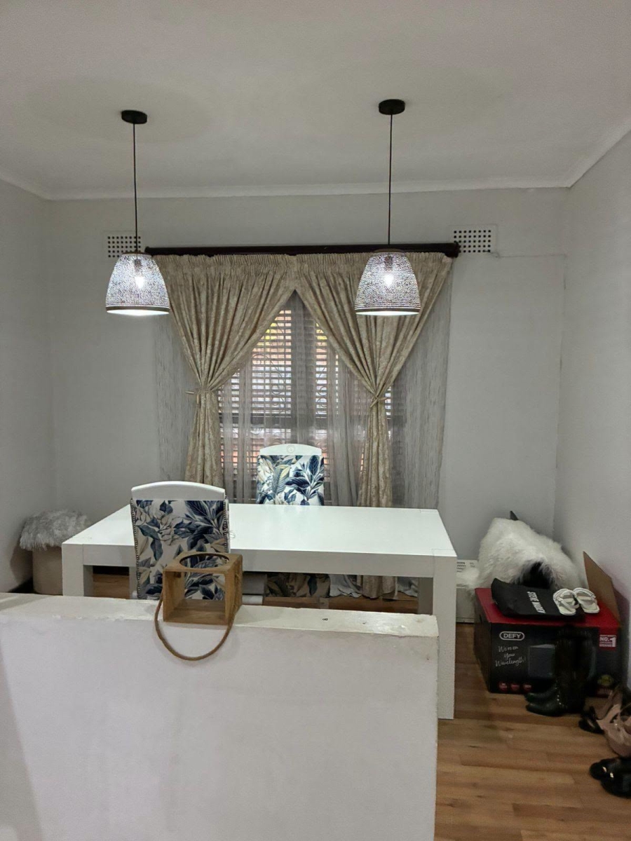 4 Bedroom Property for Sale in Montclair KwaZulu-Natal