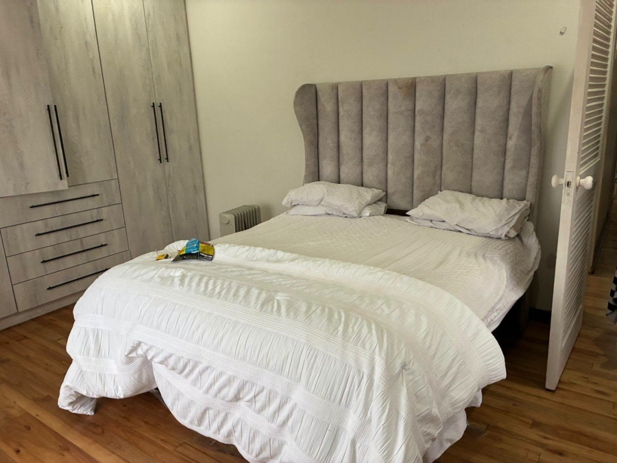 4 Bedroom Property for Sale in Montclair KwaZulu-Natal