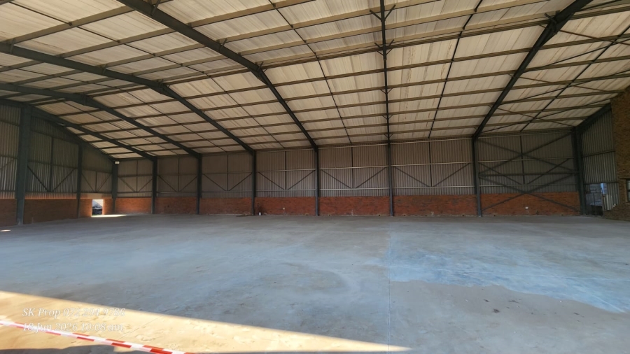 To Let Commercial Property for Rent in Willowton Industrial KwaZulu-Natal