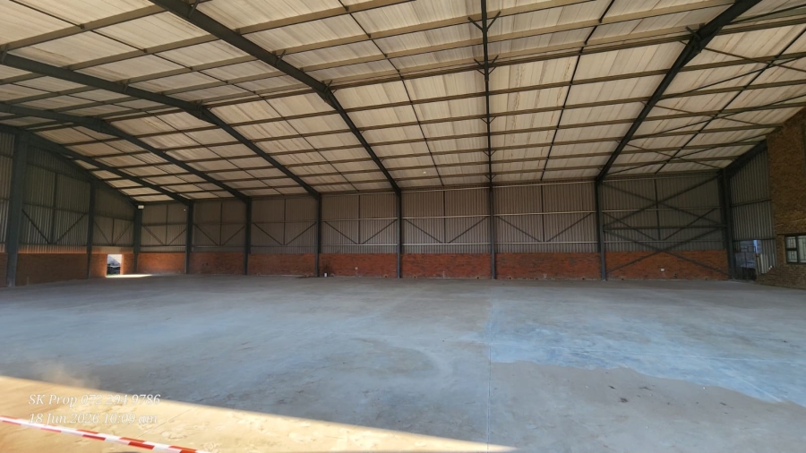 To Let Commercial Property for Rent in Willowton Industrial KwaZulu-Natal