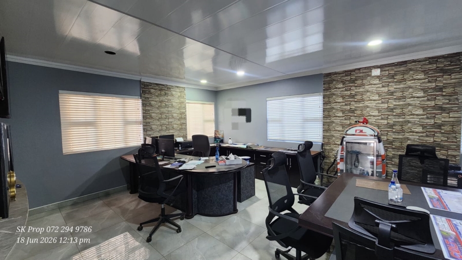 To Let Commercial Property for Rent in Willowton Industrial KwaZulu-Natal