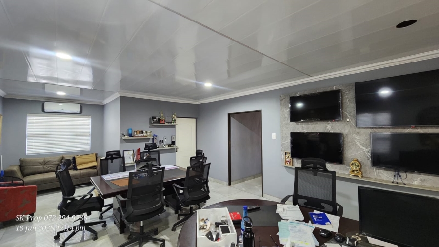 To Let Commercial Property for Rent in Willowton Industrial KwaZulu-Natal