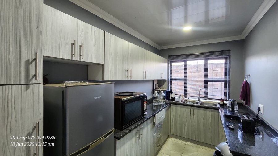 To Let Commercial Property for Rent in Willowton Industrial KwaZulu-Natal