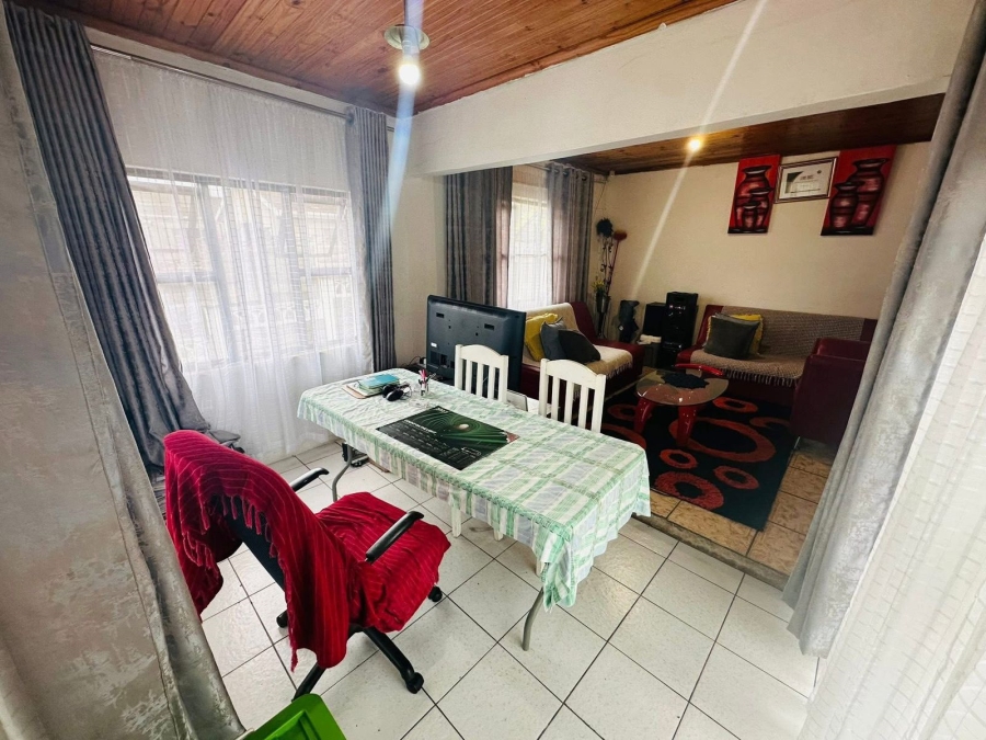 To Let 3 Bedroom Property for Rent in Glenwood KwaZulu-Natal