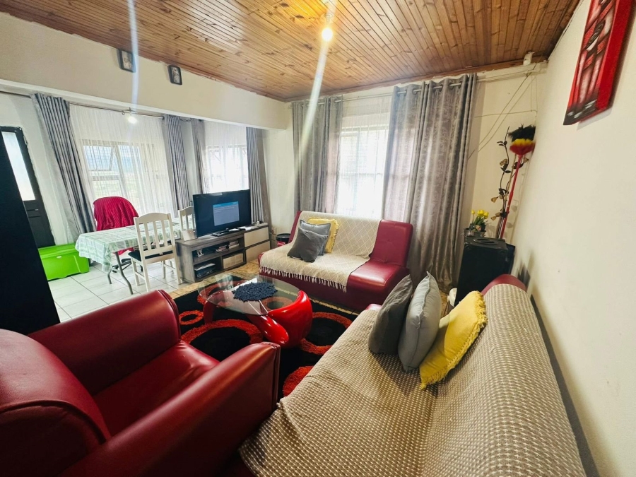 To Let 3 Bedroom Property for Rent in Glenwood KwaZulu-Natal