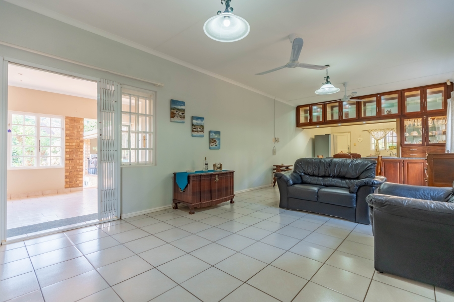 5 Bedroom Property for Sale in Durban North KwaZulu-Natal