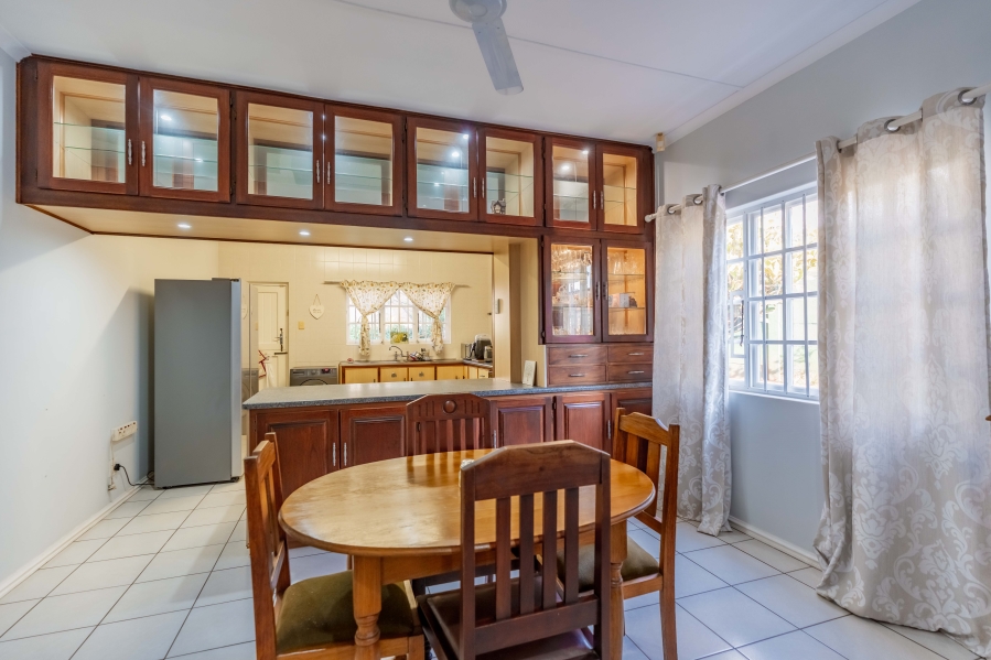 5 Bedroom Property for Sale in Durban North KwaZulu-Natal