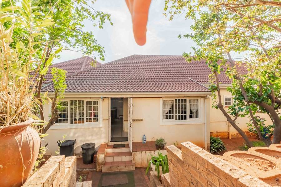 5 Bedroom Property for Sale in Durban North KwaZulu-Natal