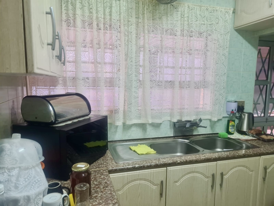 4 Bedroom Property for Sale in Genazzano KwaZulu-Natal