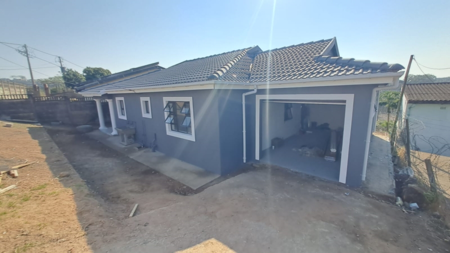 3 Bedroom Property for Sale in Umlazi KwaZulu-Natal